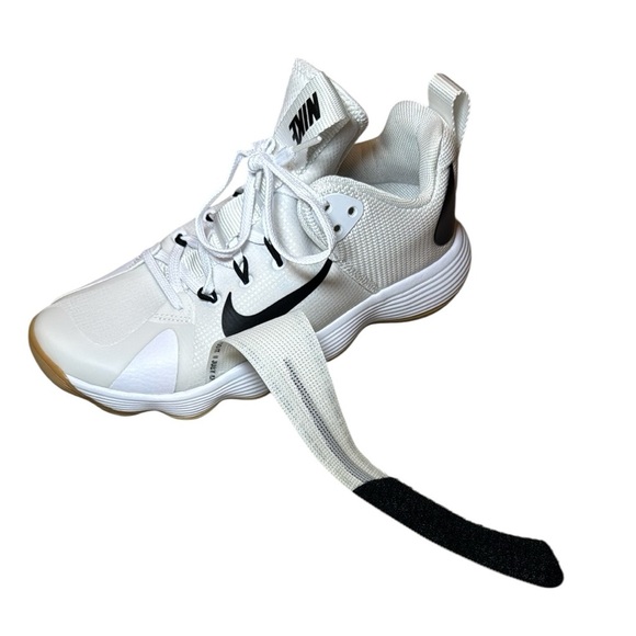 Nike React HyperSet Indoor Court Shoes in White Woman’s Size 8 Men’s Size 6.5 - Picture 8 of 13